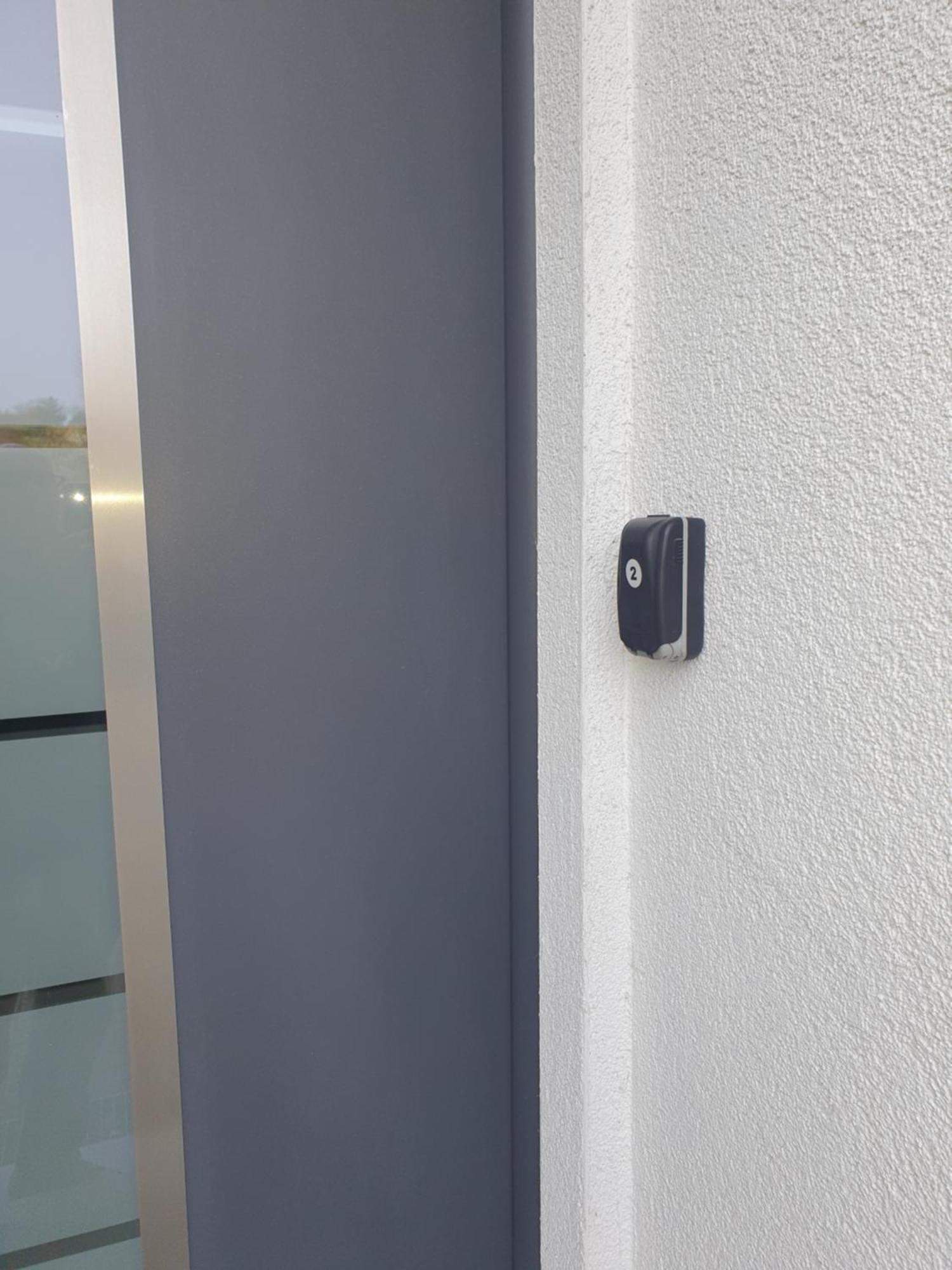 Zwei Schicke Apartments Mit Parkplatz โคโลญ ภายนอก รูปภาพ
