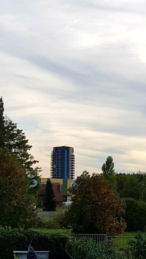 Zwei Schicke Apartments Mit Parkplatz โคโลญ ภายนอก รูปภาพ