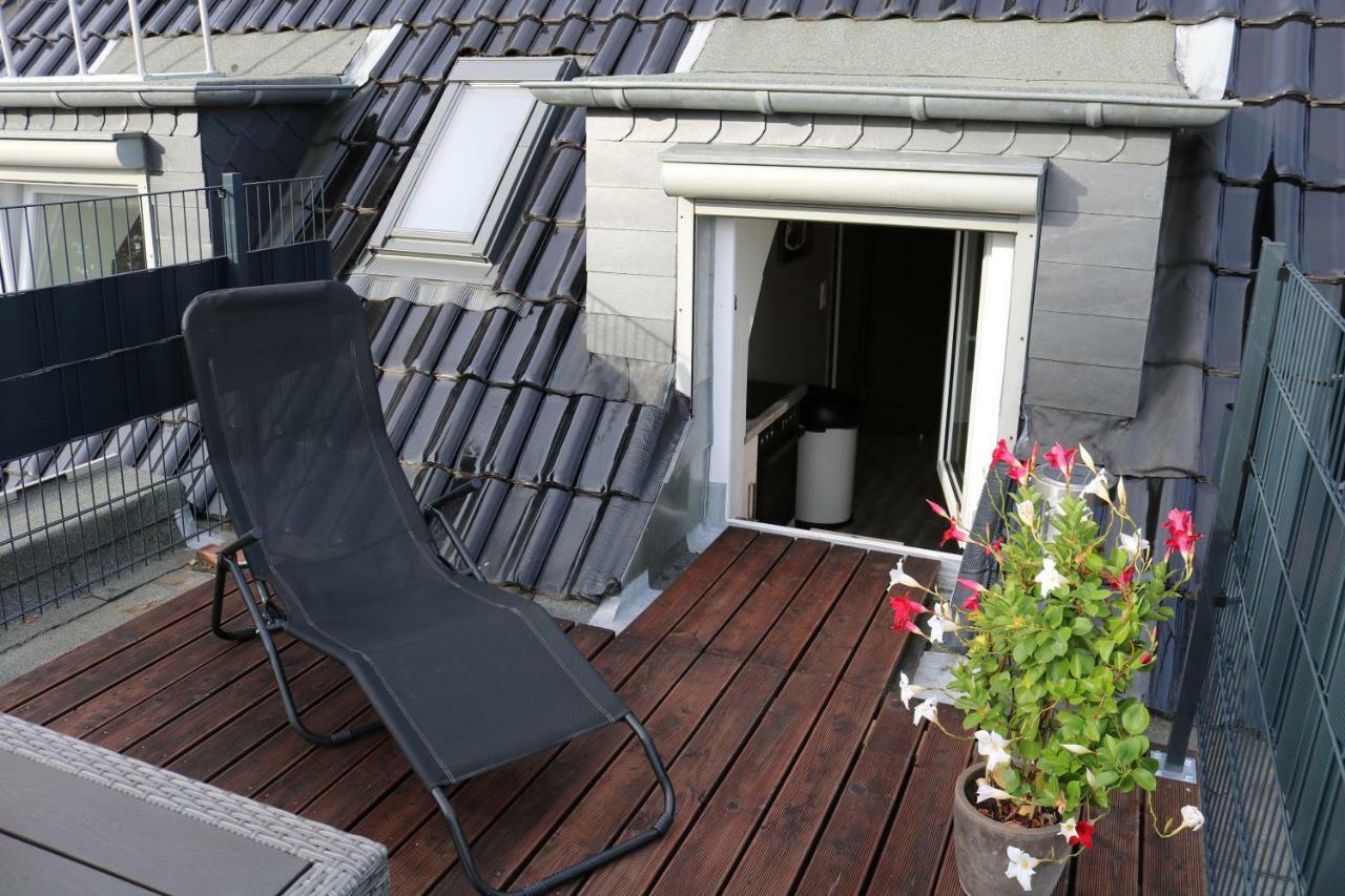 Zwei Schicke Apartments Mit Parkplatz โคโลญ ภายนอก รูปภาพ